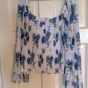 Off-the-shoulder top